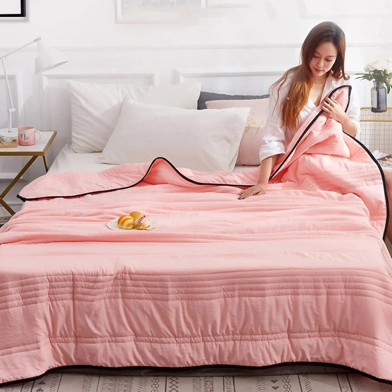 Premium Ice Cooling Blanket - Moisture Wicking Fabric