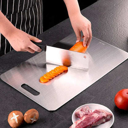 Antibacterial titanium chopping board from Elara Haus with sleek design