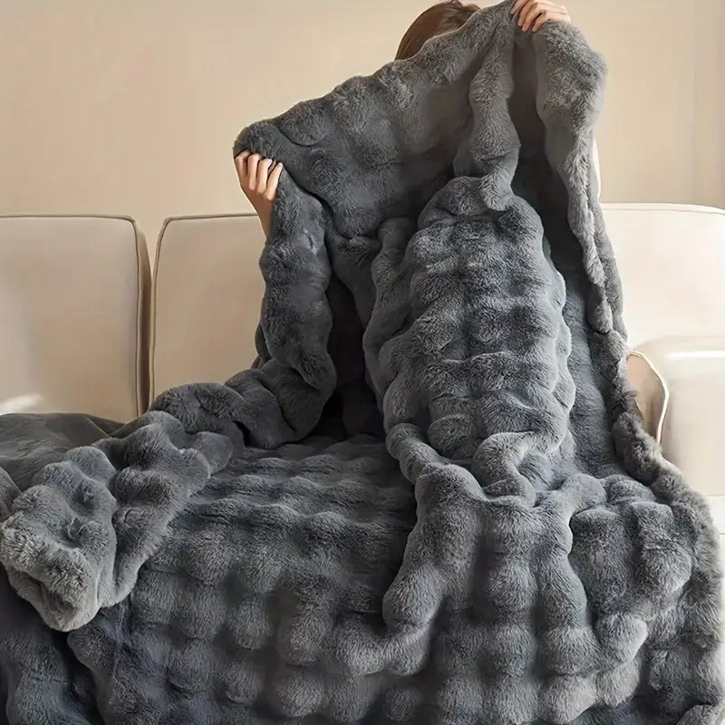 Elara Haus Luxury Rabbit Faux Fur Throw - Ultra Plush Blanket