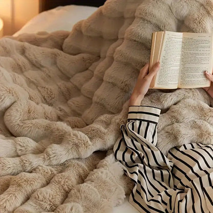 Elara Haus Luxury Rabbit Faux Fur Throw - Ultra Plush Blanket