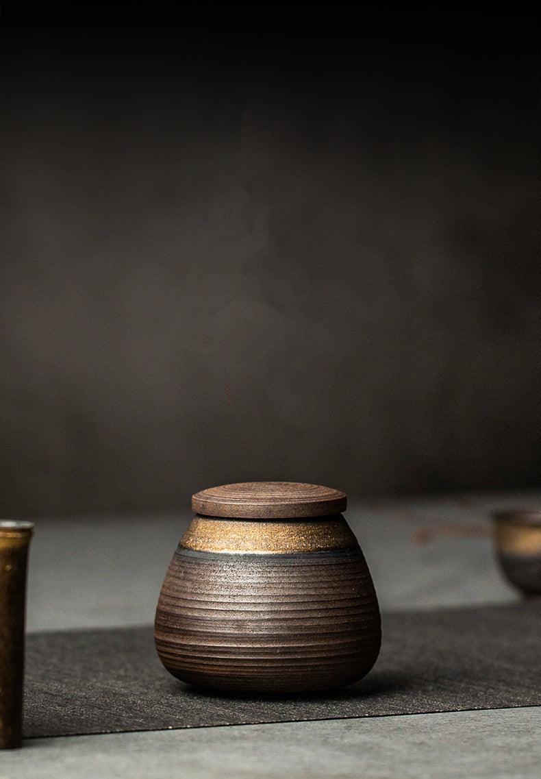 Exquisite Handcrafted Japanese Storage Vessel by Mino Japan with Moisture-proof Sealing