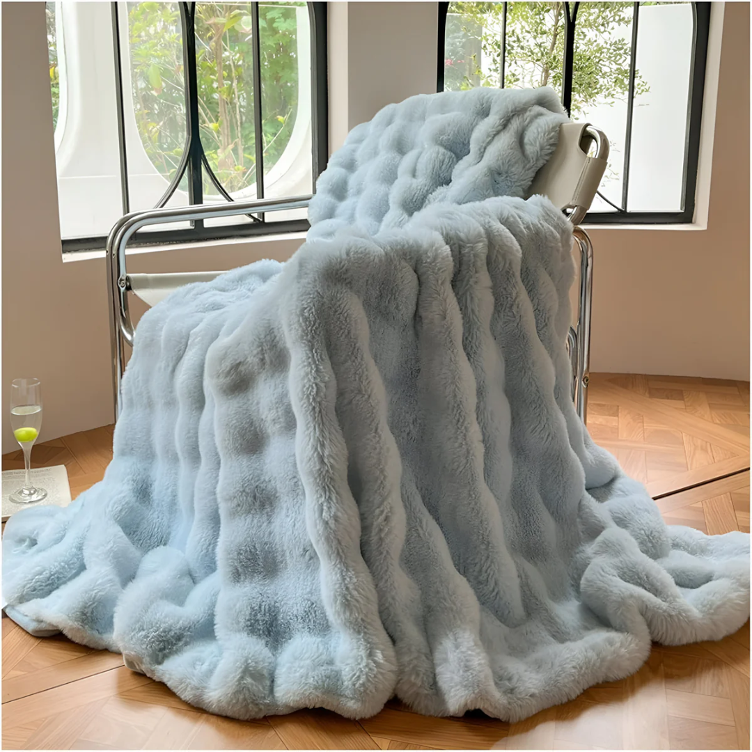 Soft Fleece Blanket from Mila for Enhanced Comfort