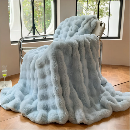 Soft Fleece Blanket from Mila for Enhanced Comfort