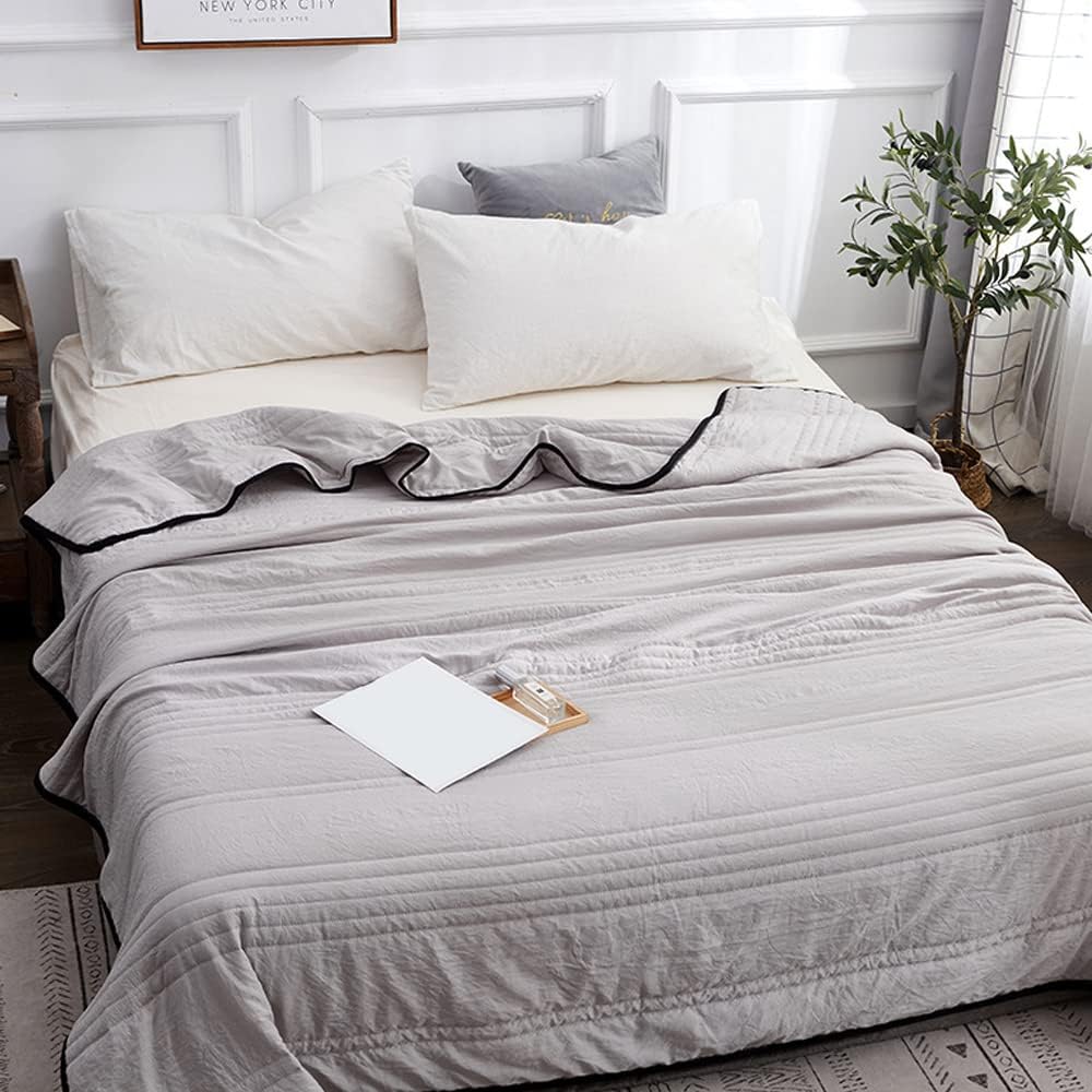 Premium Ice Cooling Blanket - Moisture Wicking Fabric